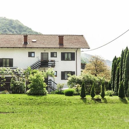 Sobe Baca Most na Soči Exterior foto