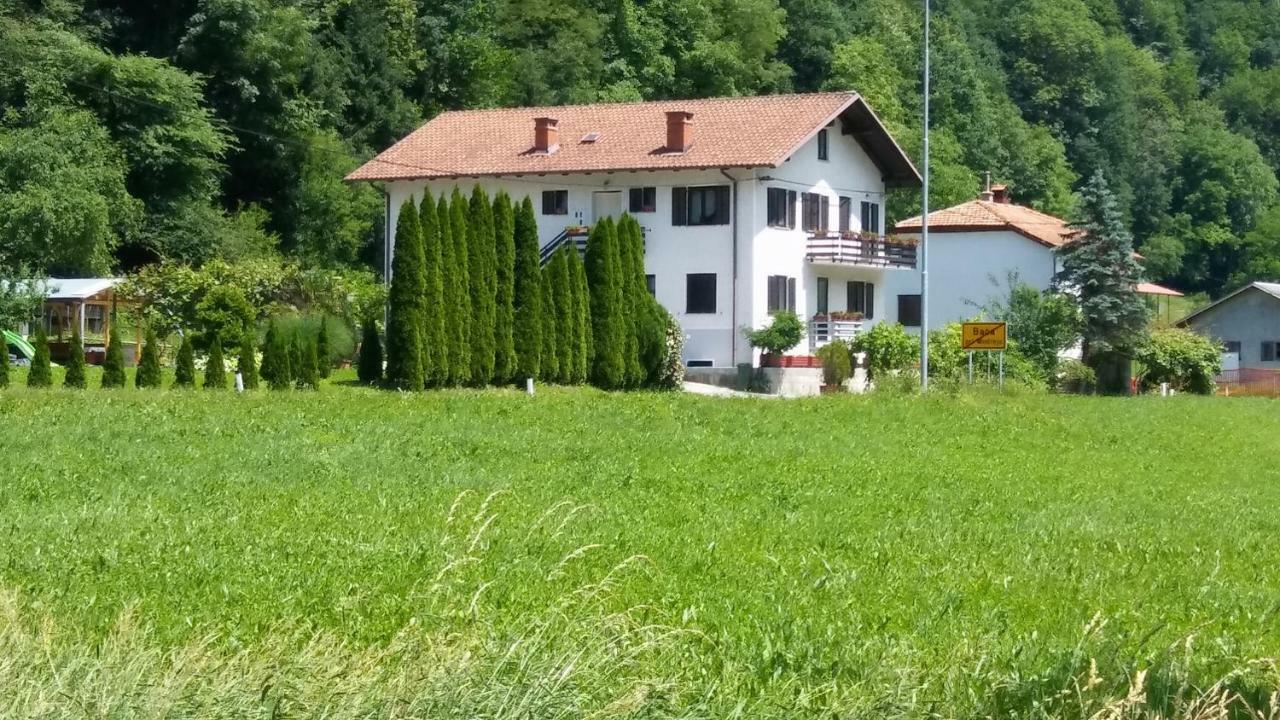 Sobe Baca Most na Soči Exterior foto